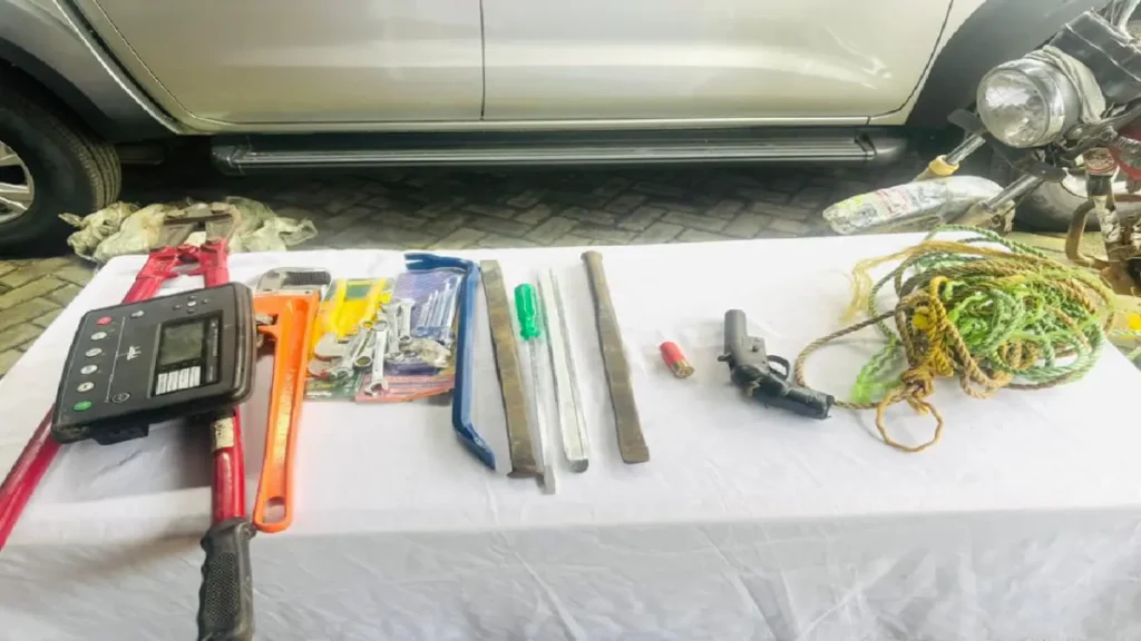 Suspected Armed Robbers